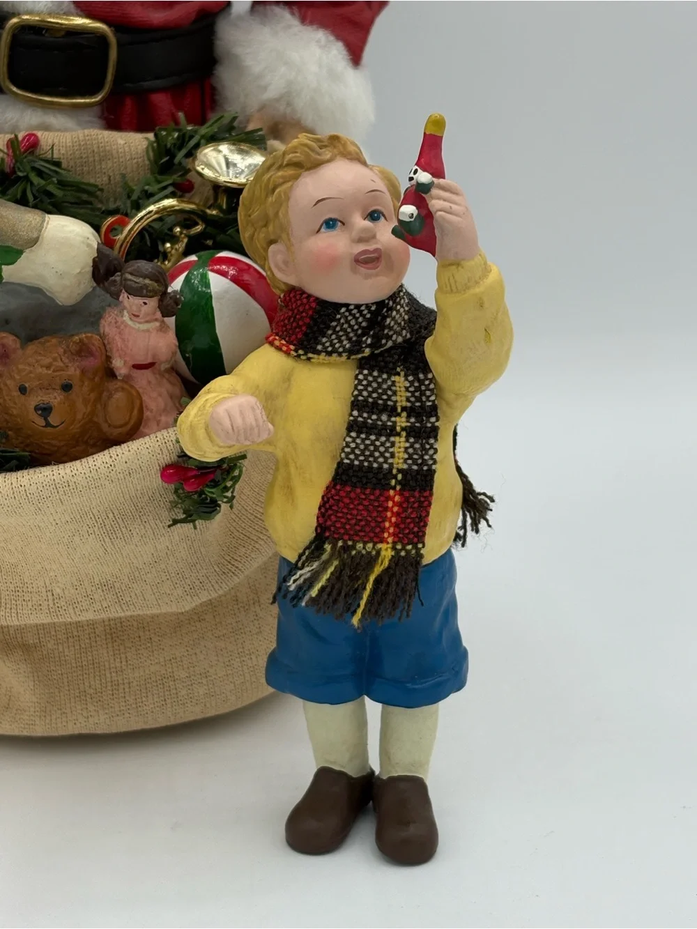 Possible Dreams Clothtiques Santa’s Grab Bag 713158 Box Tag Child 1997